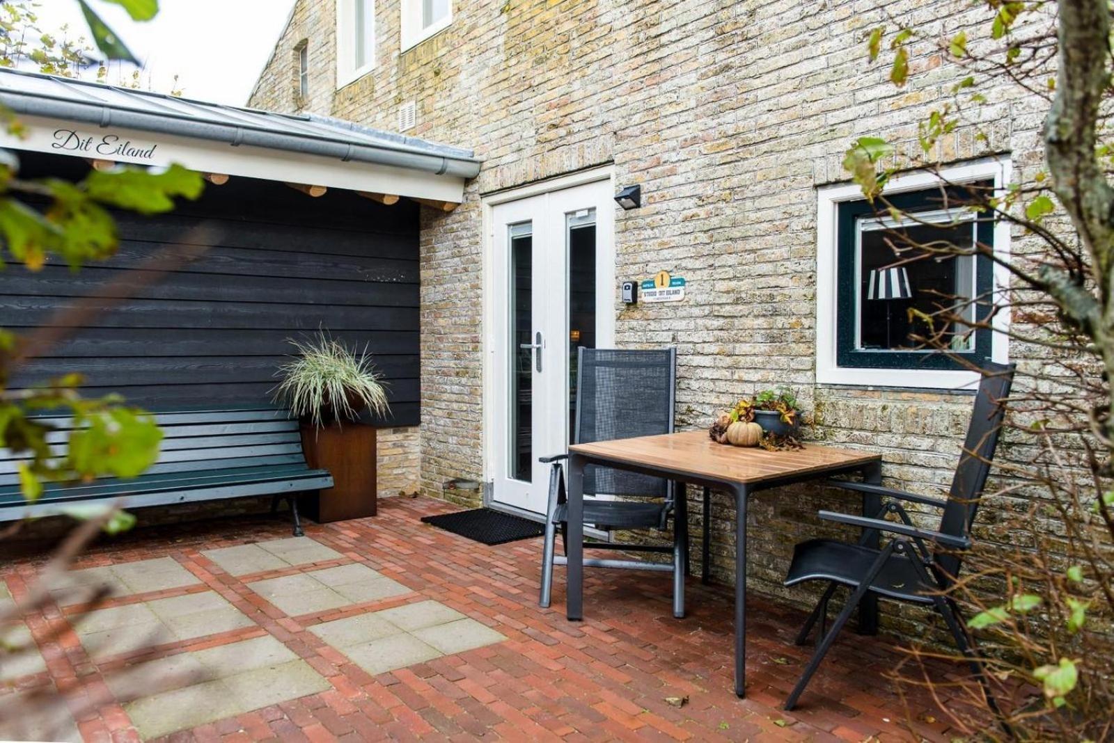 Studio 'Dit Eiland' Hollum  Exterior foto